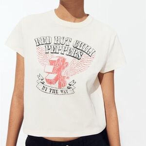 H&M Hot chili peppers by the way shirt womens size large cream and red